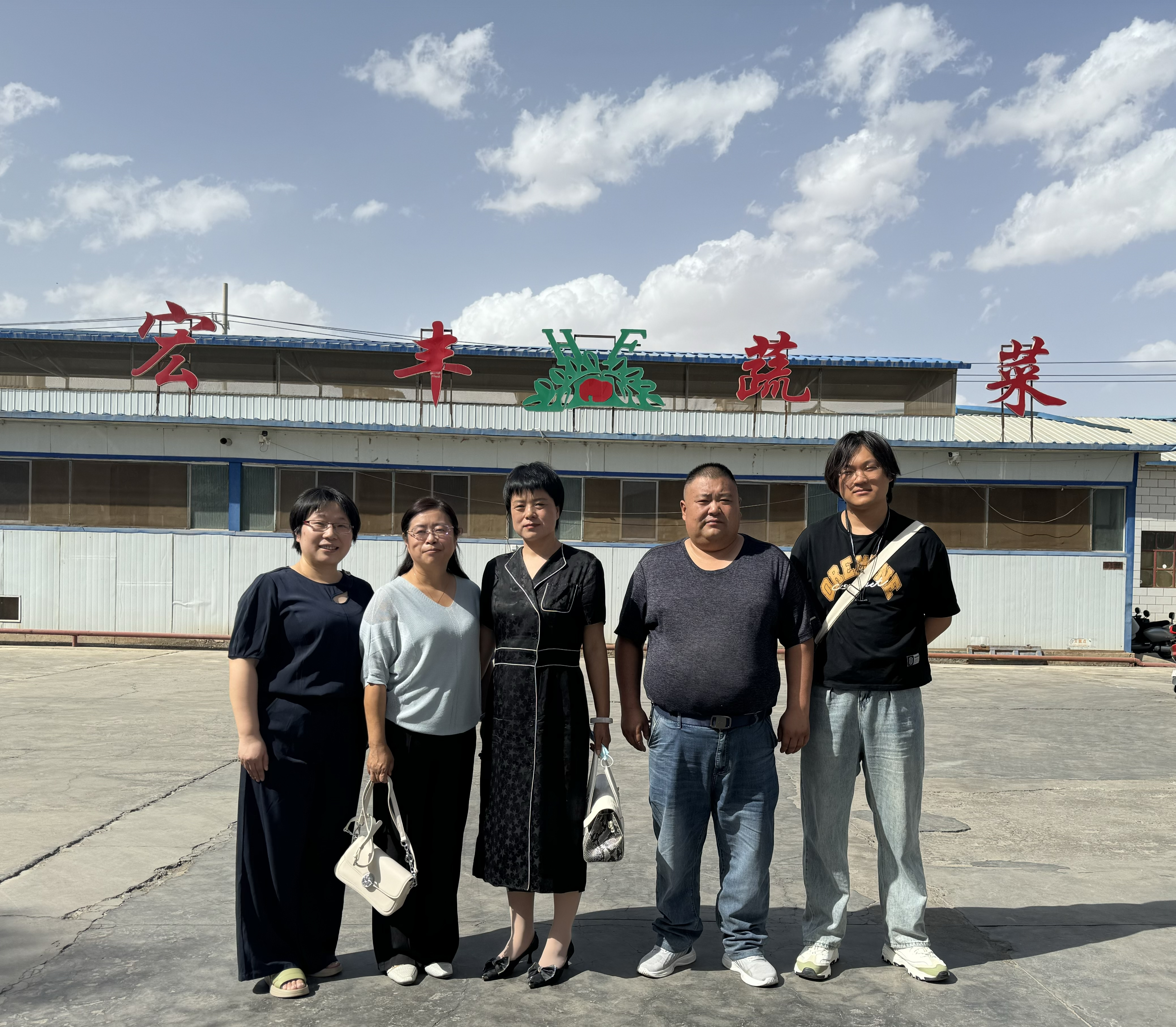 必赢线路检测中心科技专员团队下基层开展技术服务