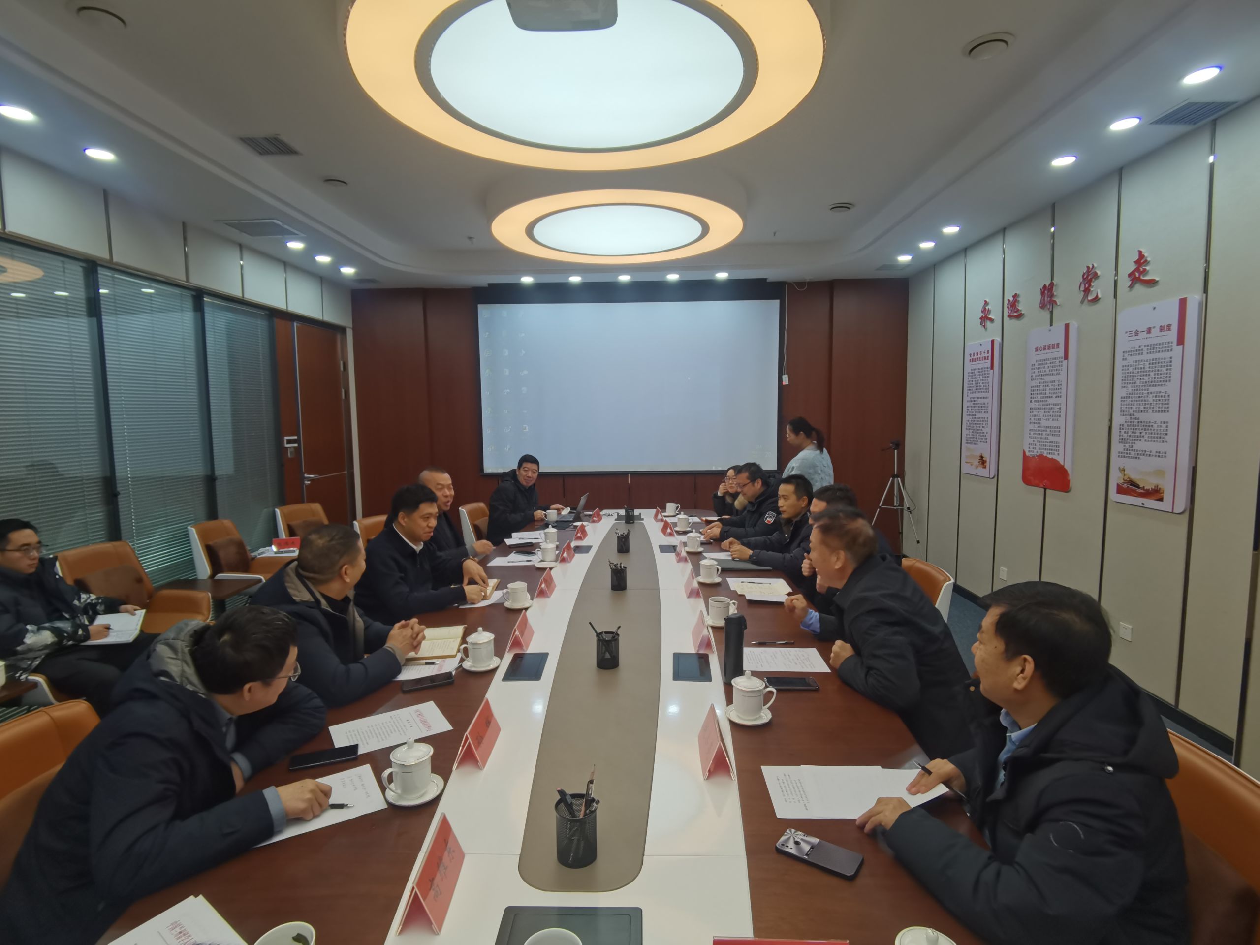 必赢线路检测中心赴兰州高新区留创园和相关企业开展调研交流